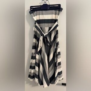 American Eagle Outfitters Gray and White Strapless Dress - Size Small